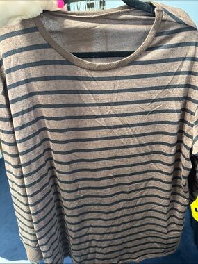 SHEIN Brown and Black Striped Long Sleeve Crewneck Tee